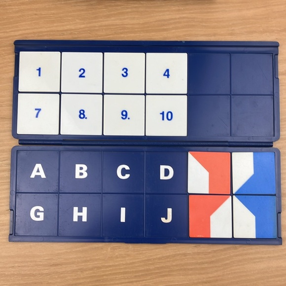 Vintage Discovery Toys 'Think-It-Through Tiles - Picture 6 of 9